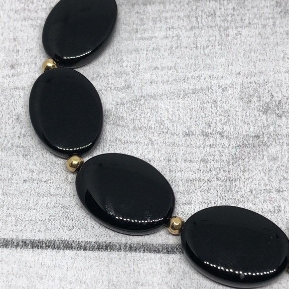 Vintage 12k gold filled clasp with natural black stone polished beads - Picture 2 of 4